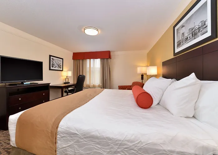Western Hotel Peoria